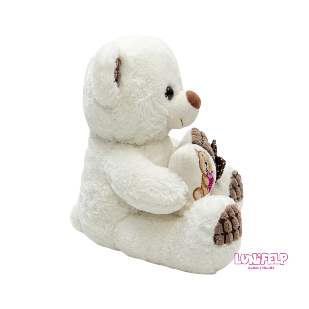 Oso con Almohada y Corazón 30 cm para regalo - Imagen 5